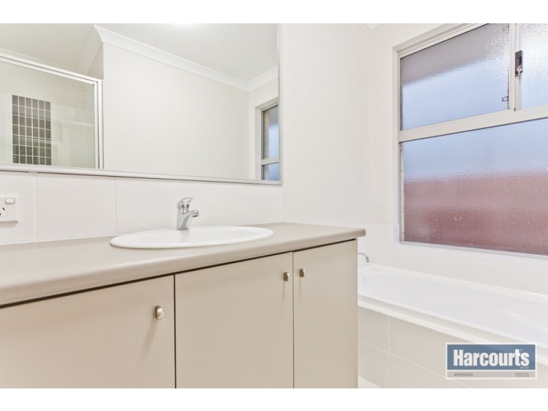 3 Ewens Pass, Wandi WA 6167