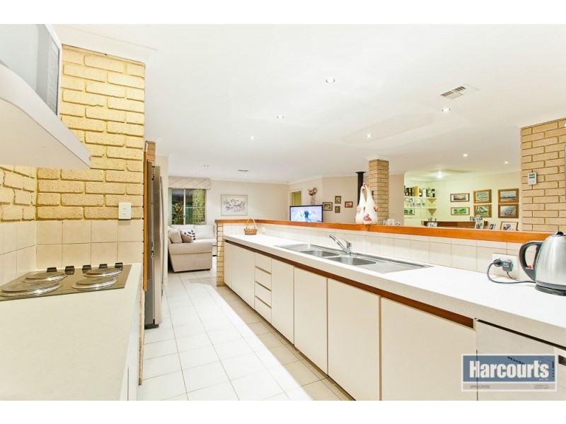 5 Levey Rise, Winthrop WA 6150