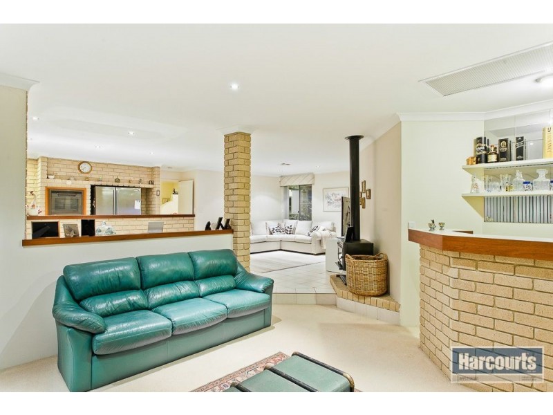 5 Levey Rise, Winthrop WA 6150