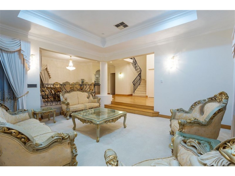 5 Buttel Top, Winthrop WA 6150