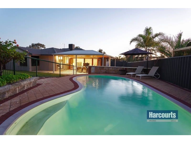 1 King Close, Winthrop WA 6150