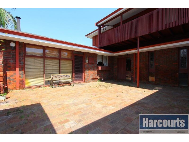 81 Riseley St, Ardross WA 6153