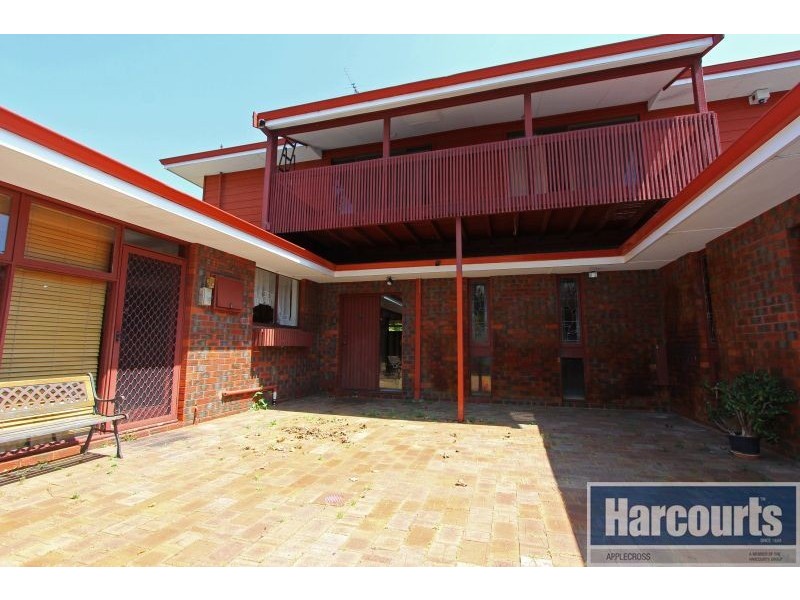 81 Riseley St, Ardross WA 6153