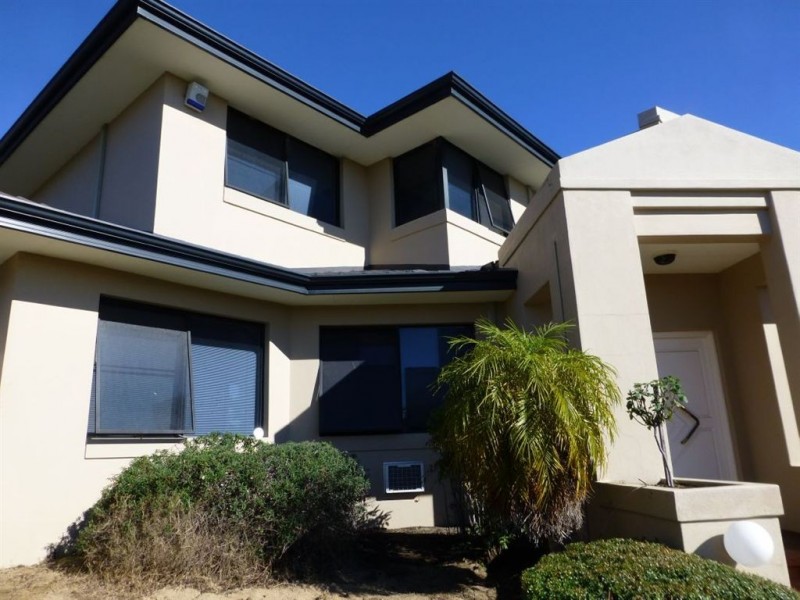 10 Hotchin Way, Kardinya WA 6163