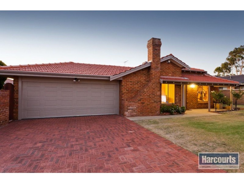 4 Winthrop Drive, Winthrop WA 6150