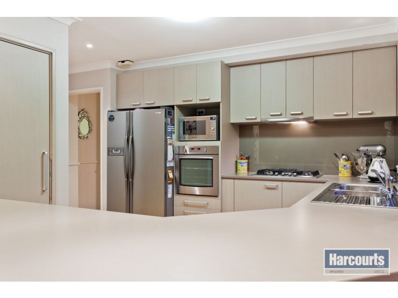 4 Winthrop Drive, Winthrop WA 6150