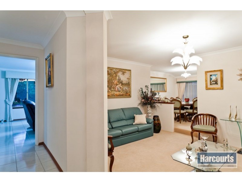 15 Silbert Circle, Winthrop WA 6150