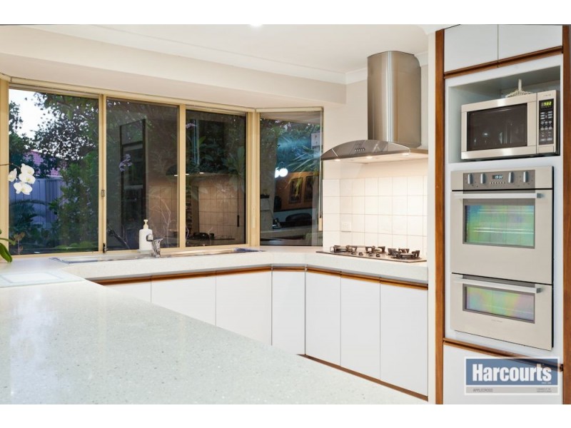 15 Silbert Circle, Winthrop WA 6150