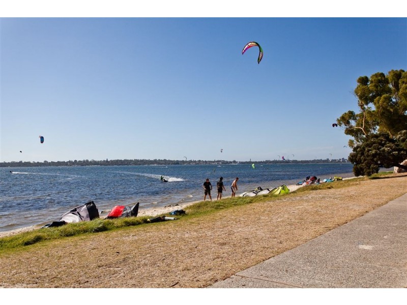 43B Melville Beach Road, Applecross WA 6153