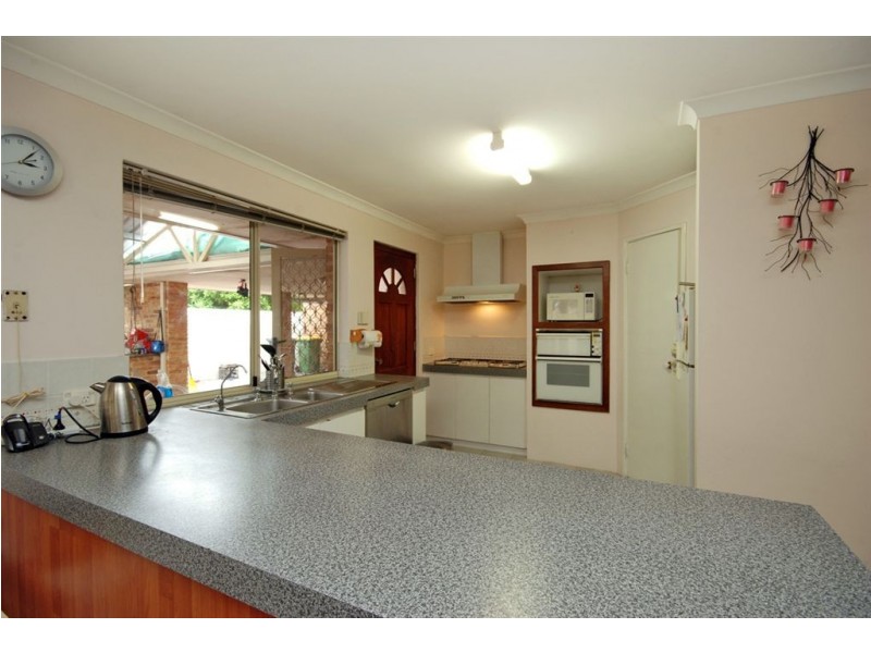 28 Congdon Way, Booragoon WA 6154