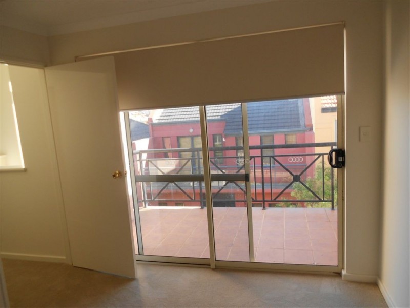 7 Ensign Lane, East Perth WA 6004