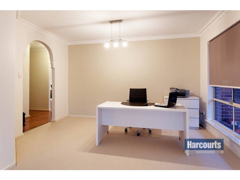 25 Stewart Way, Kardinya WA 6163