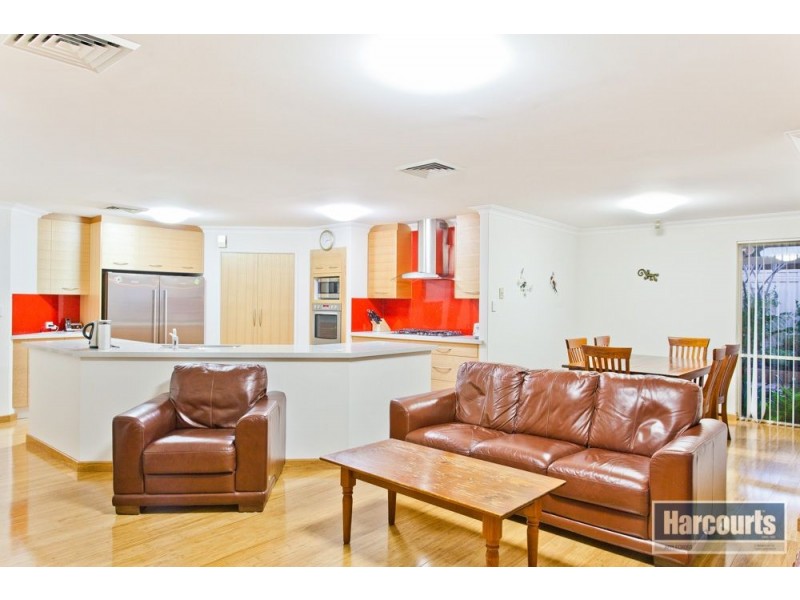 45 Hatherley Parade, Winthrop WA 6150