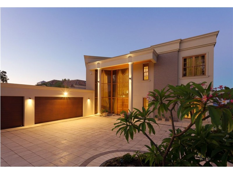 13 Stoneham Road, Attadale WA 6156