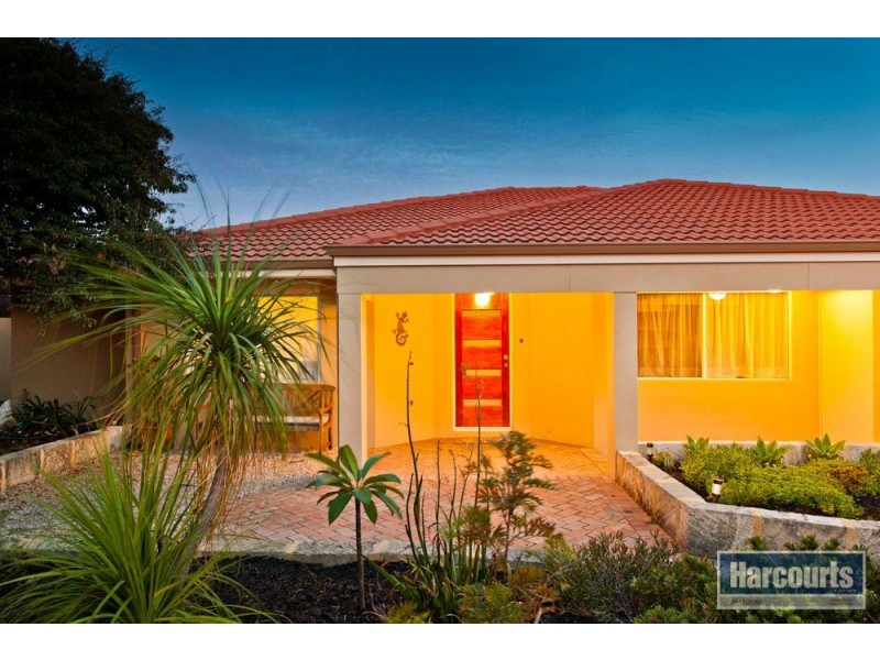 71 Aitken Drive, Winthrop WA 6150