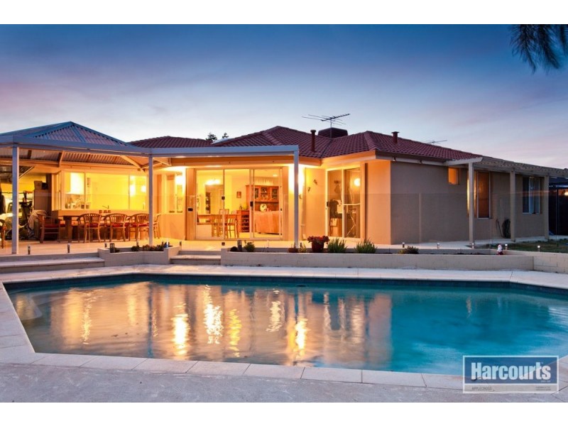 71 Aitken Drive, Winthrop WA 6150