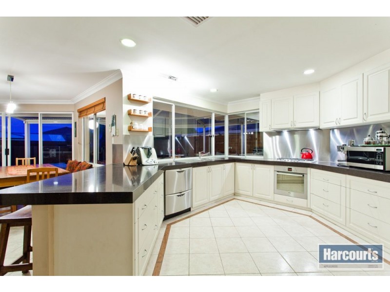 71 Aitken Drive, Winthrop WA 6150