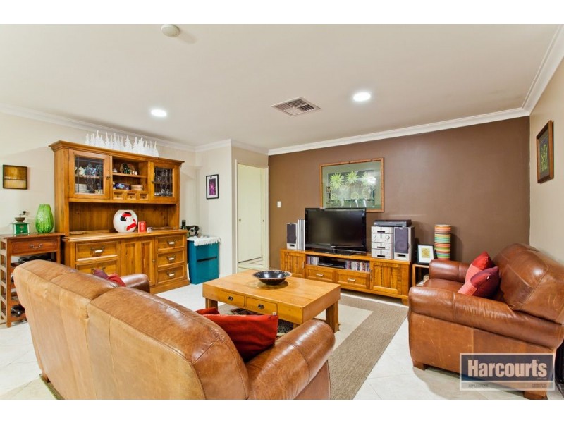 71 Aitken Drive, Winthrop WA 6150