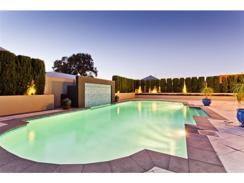 136 Bateman Road, Mount Pleasant WA 6153