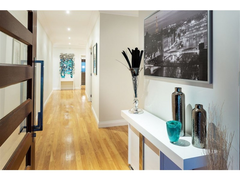 37 Ogilvie Road, Mount Pleasant WA 6153