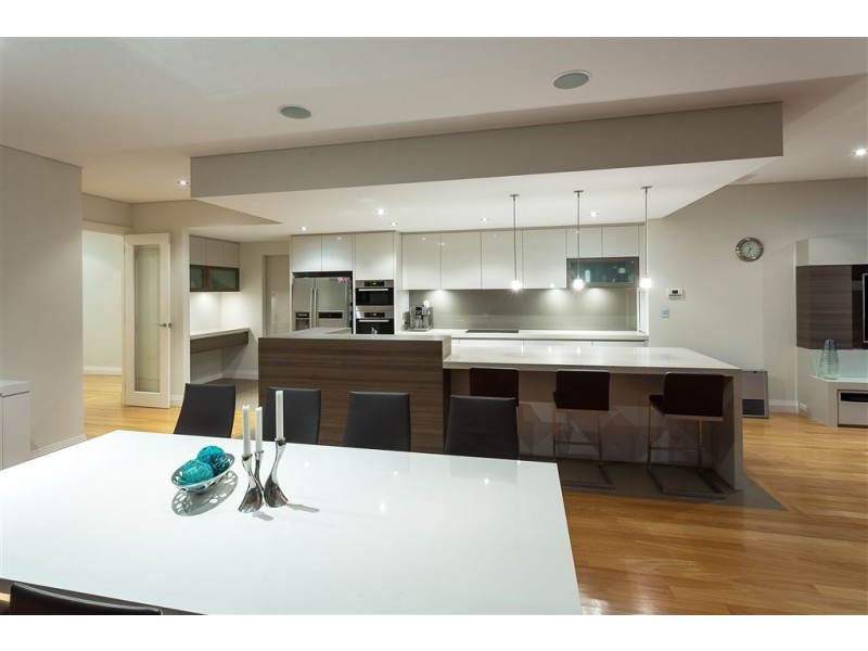 37 Ogilvie Road, Mount Pleasant WA 6153