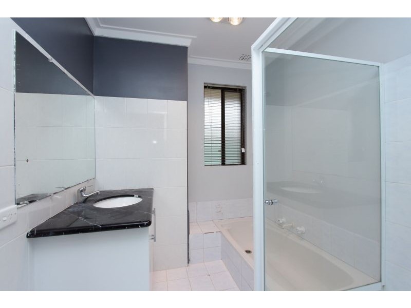 159 Aitken Drive, Winthrop WA 6150