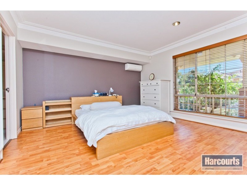 17 McCullock Rise, Bull Creek WA 6149