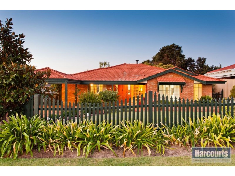 48 Lucraft Gardens, Winthrop WA 6150