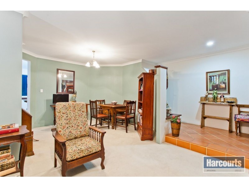 48 Lucraft Gardens, Winthrop WA 6150