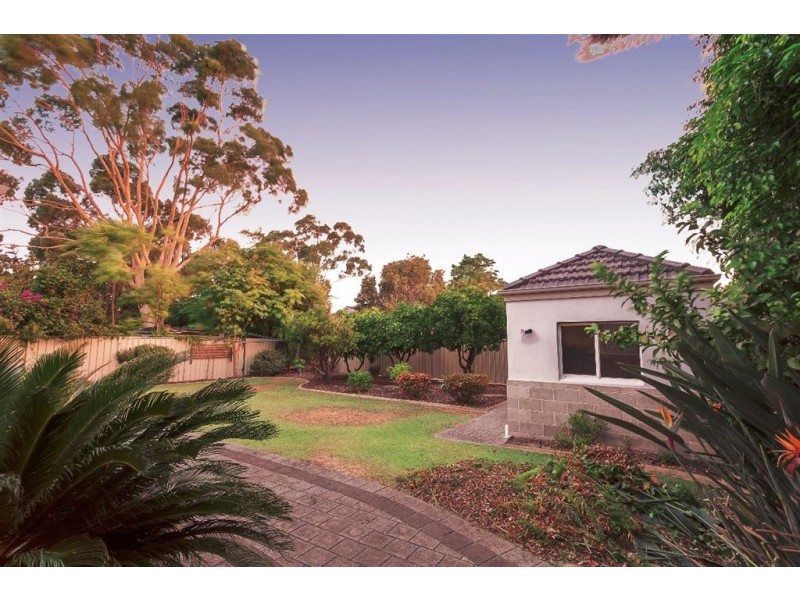 11 Ness Road, Applecross WA 6153
