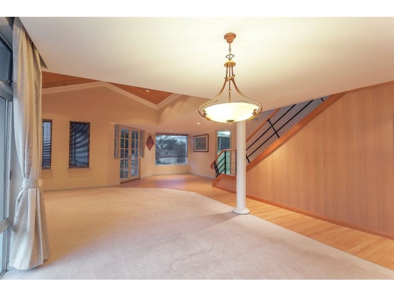 11 Ness Road, Applecross WA 6153