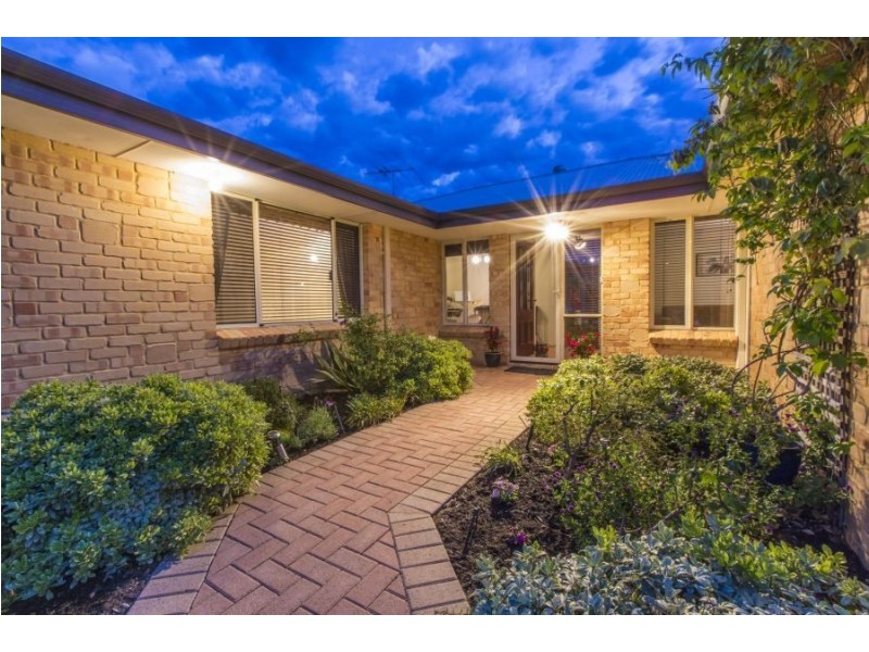 58 Crossland Way, Kardinya WA 6163
