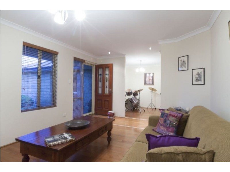 58 Crossland Way, Kardinya WA 6163