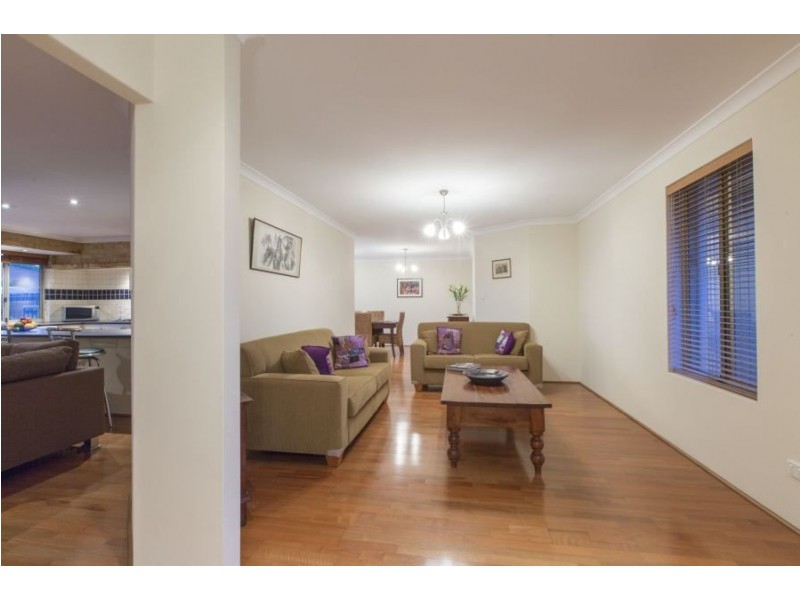 58 Crossland Way, Kardinya WA 6163