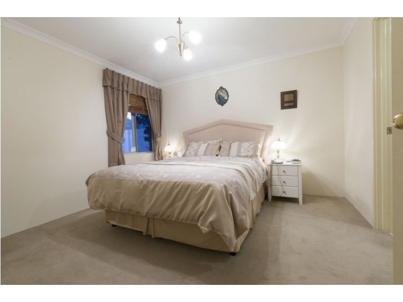 58 Crossland Way, Kardinya WA 6163