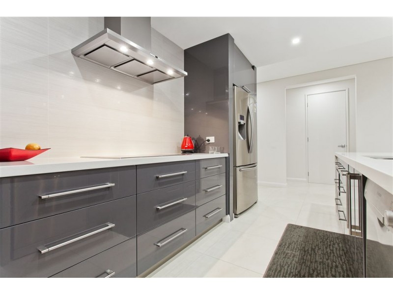 50 Potenza Avenue, Stirling WA 6021