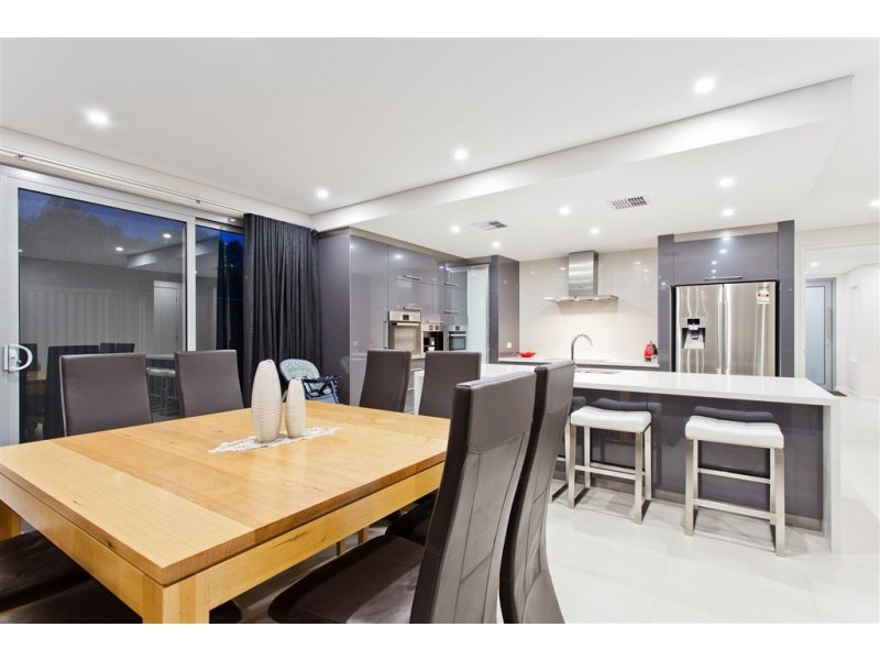 50 Potenza Avenue, Stirling WA 6021