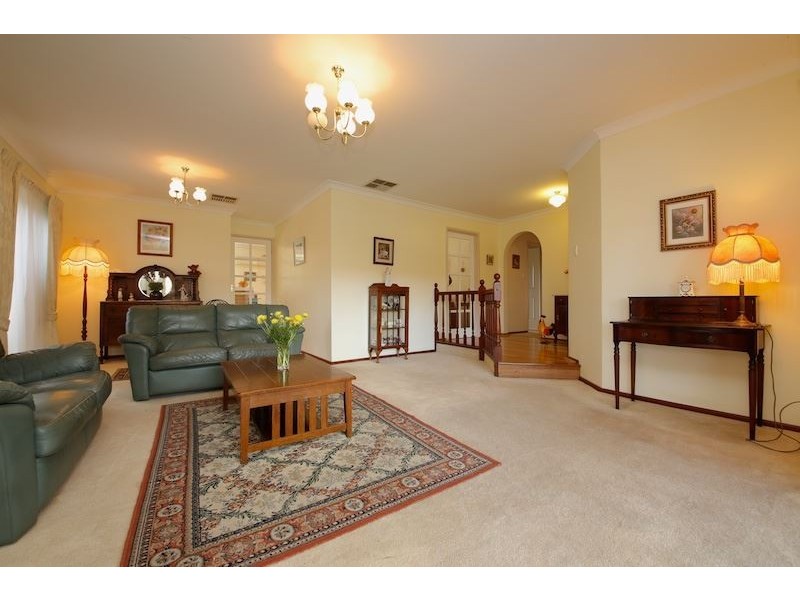 26 Kinross Road, Applecross WA 6153