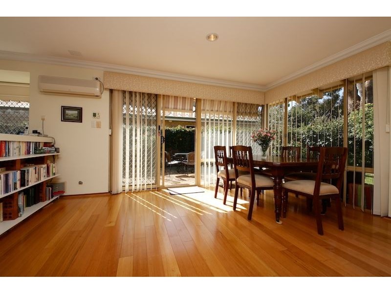 26 Kinross Road, Applecross WA 6153