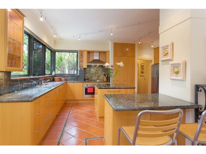 9A Dunvegan Road, Applecross WA 6153