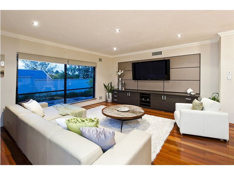 12 Killilan Road, Applecross WA 6153