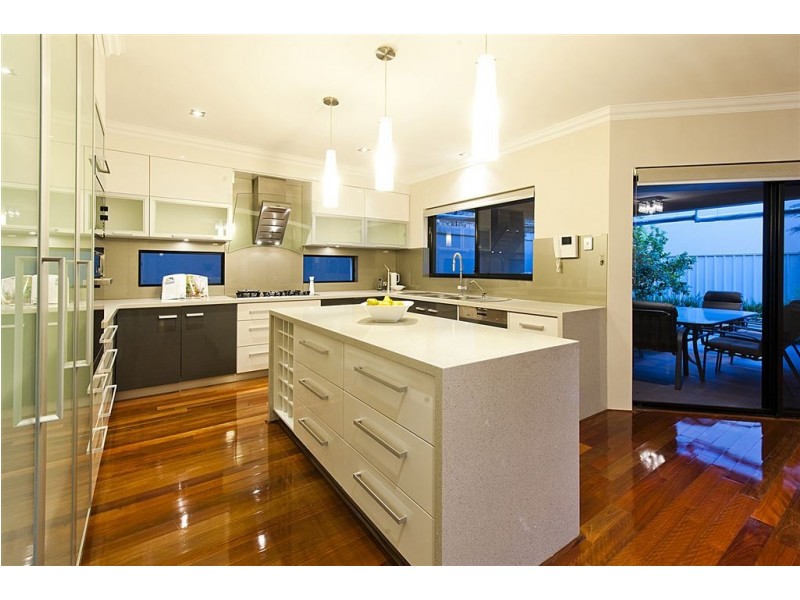 12 Killilan Road, Applecross WA 6153