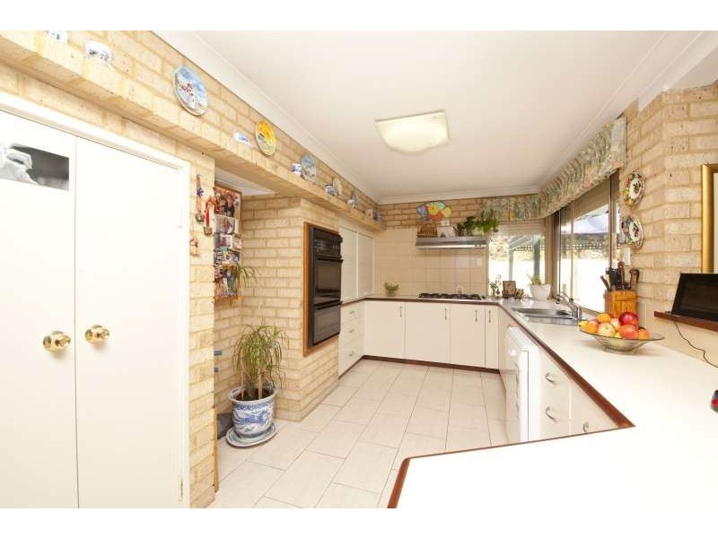 42a Allerton Way, Booragoon WA 6154