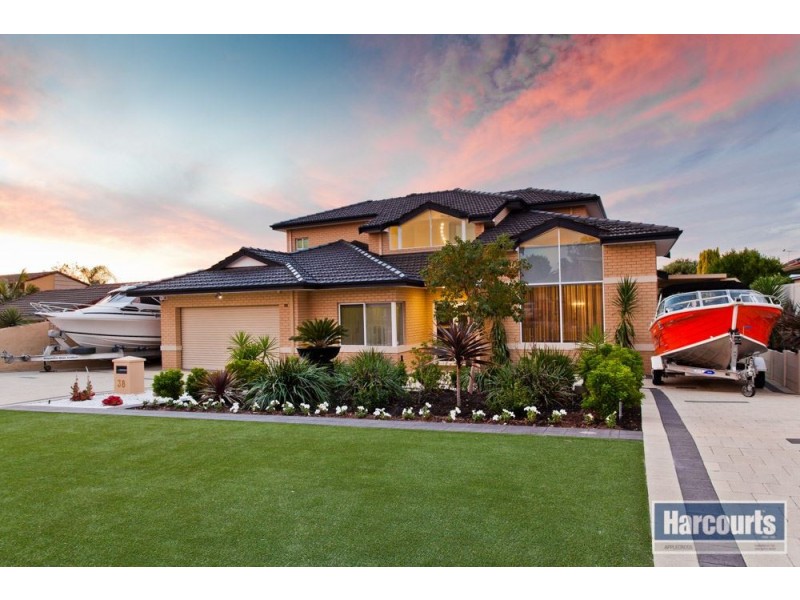 38 Houghton Way, Winthrop WA 6150