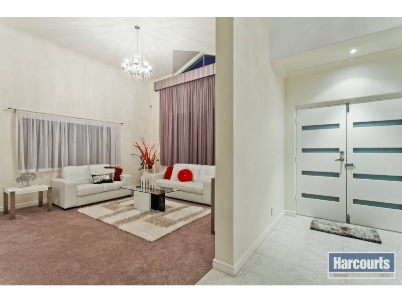 38 Houghton Way, Winthrop WA 6150