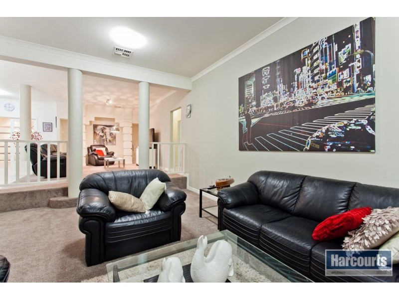 38 Houghton Way, Winthrop WA 6150