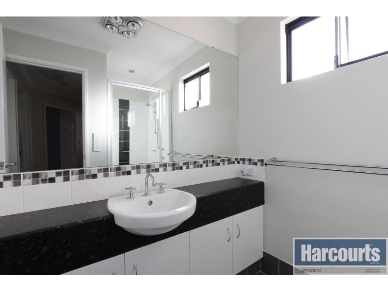 75B Moolyeen Rd, Brentwood WA 6153