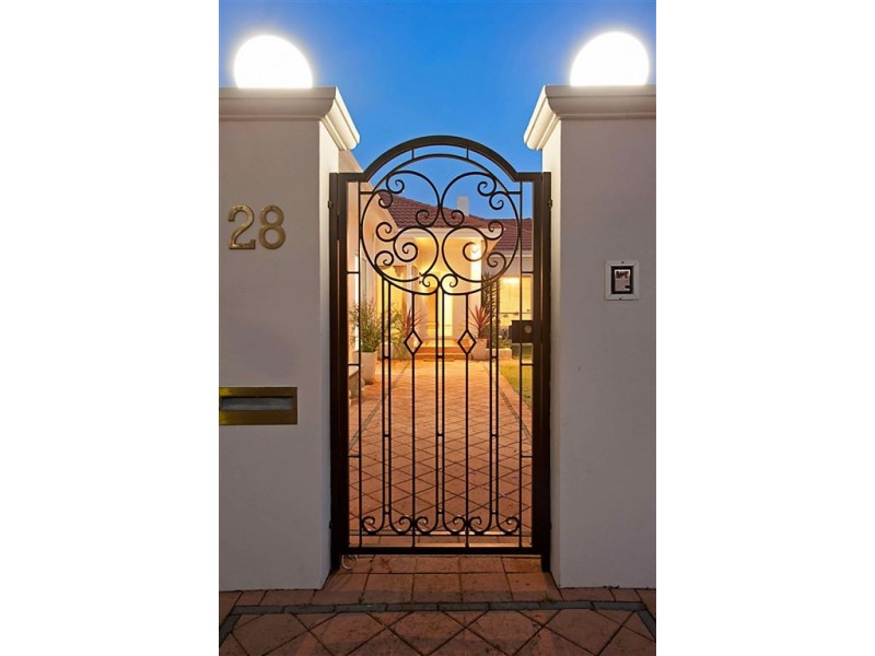28 Simpson Street, Applecross WA 6153