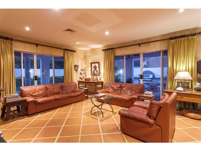 53 Duncraig Road, Applecross WA 6153