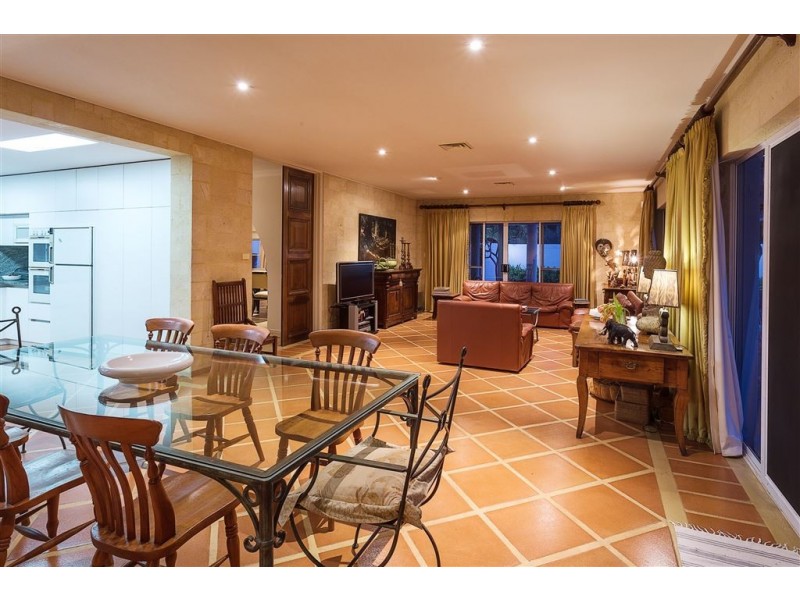 53 Duncraig Road, Applecross WA 6153